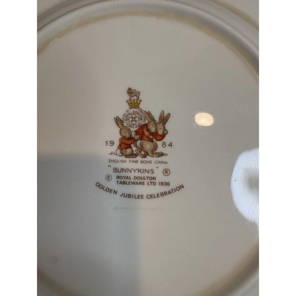 Royal Doulton Bunnykins Baking Albion Shape 8in Bone China Salad Plate 1984